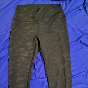 Zyia luxe battleship leggings